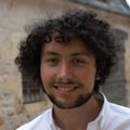 Tiago prof de cours à domicile de portugais